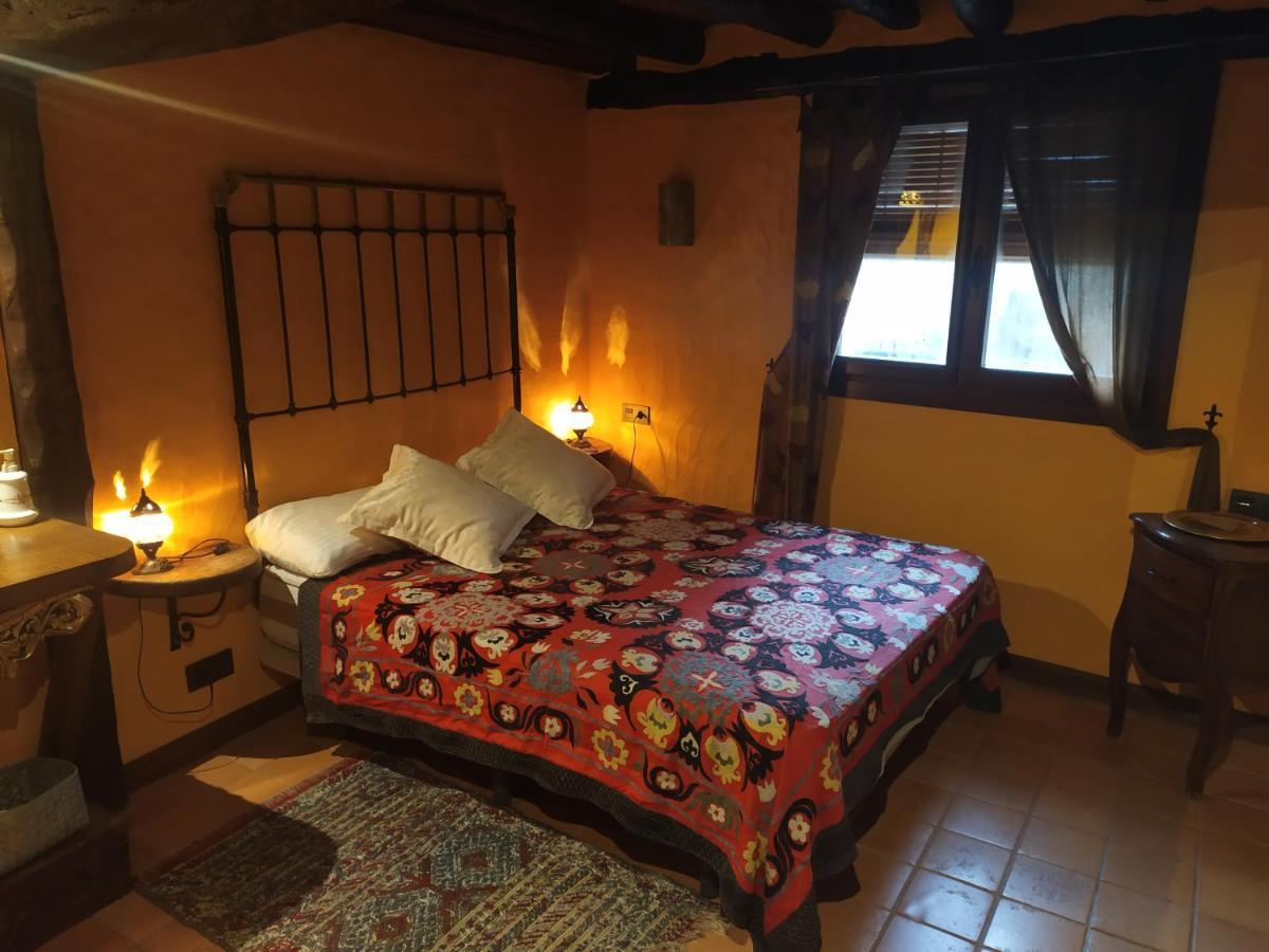Apartamento Al-Vivaque ミランダ・デル・カスタニャル エクステリア 写真
